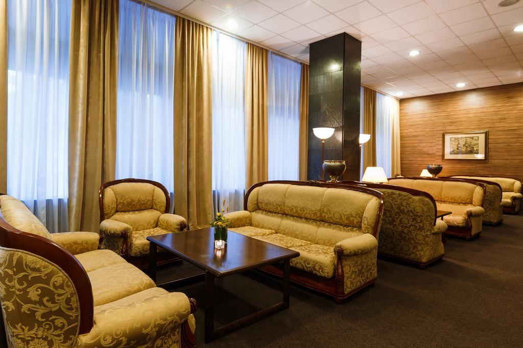 Codru Hotel Кишинев Екстериор снимка