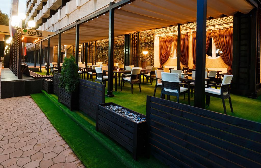 Codru Hotel Кишинев Екстериор снимка