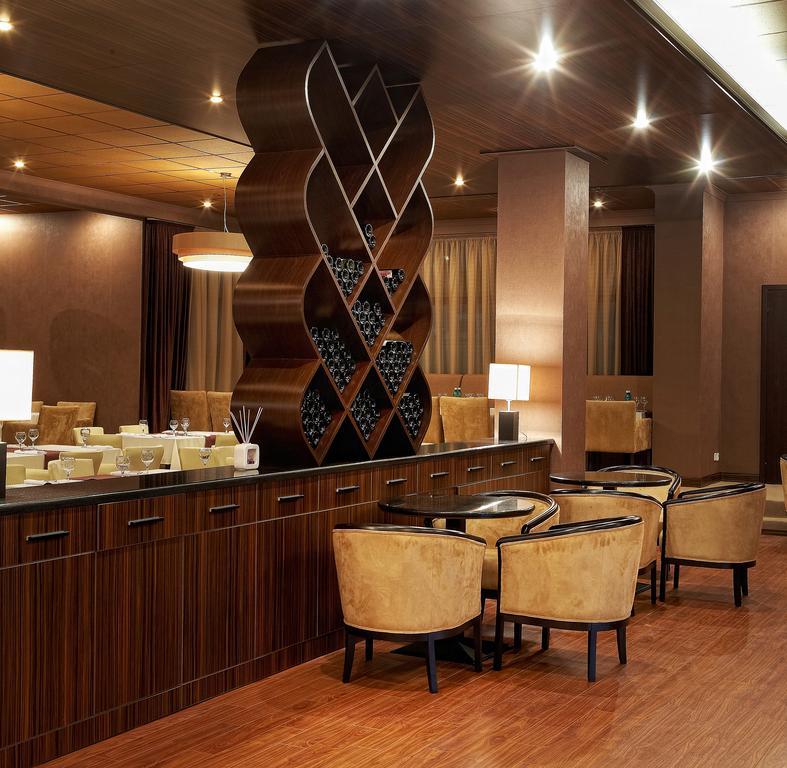 Codru Hotel Кишинев Екстериор снимка