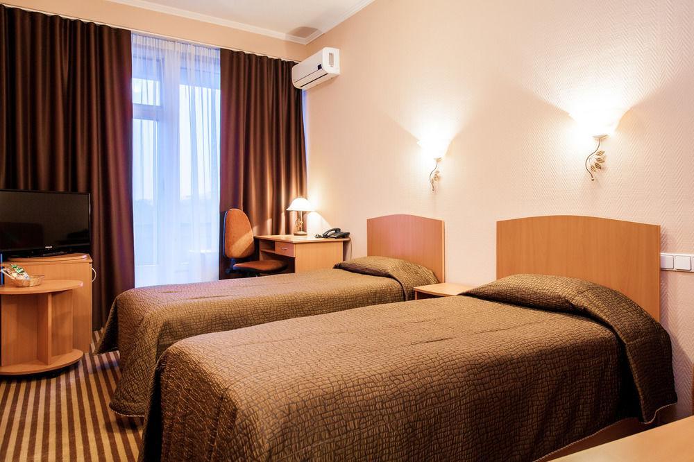 Codru Hotel Кишинев Екстериор снимка