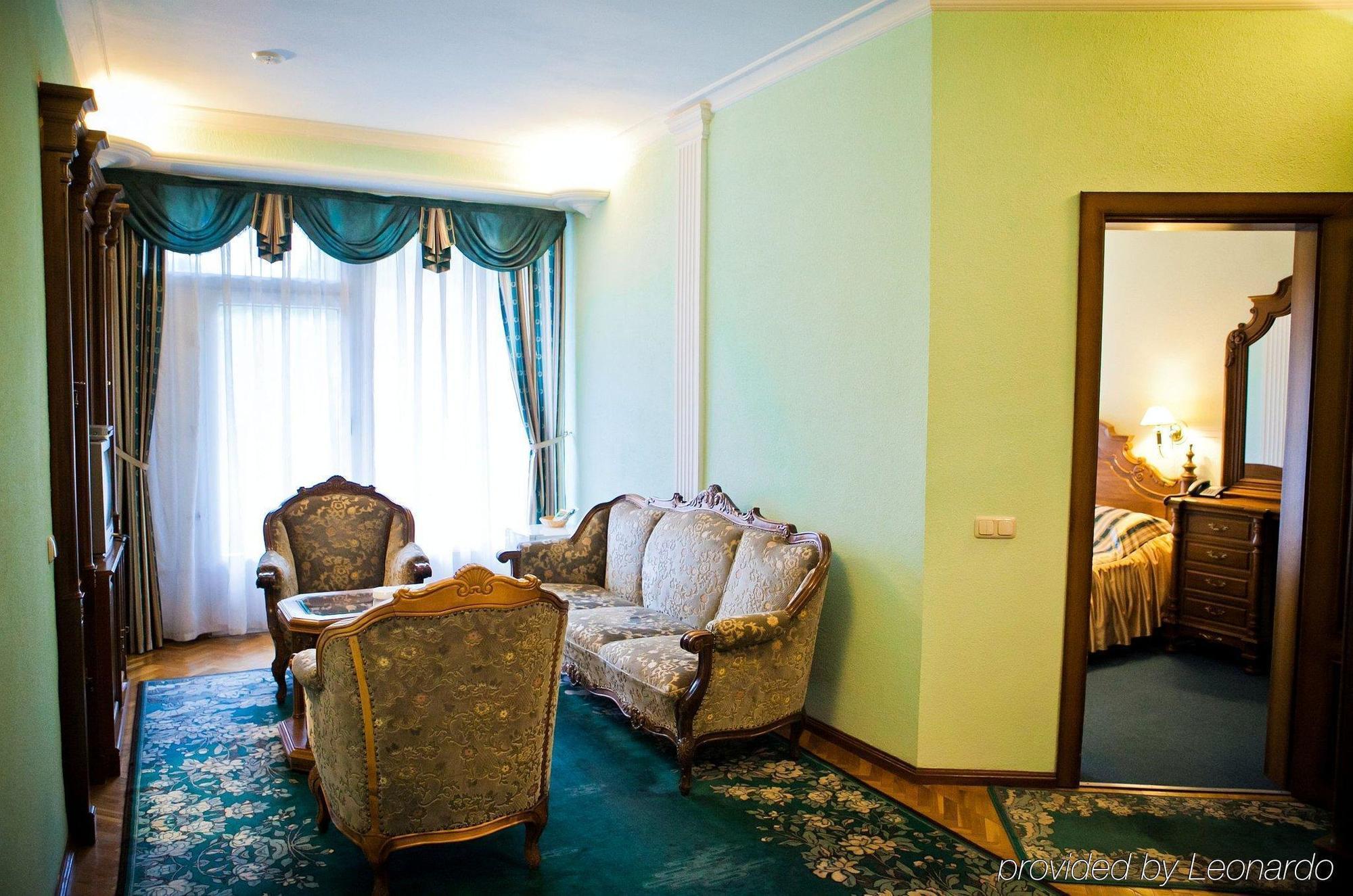 Codru Hotel Кишинев Екстериор снимка