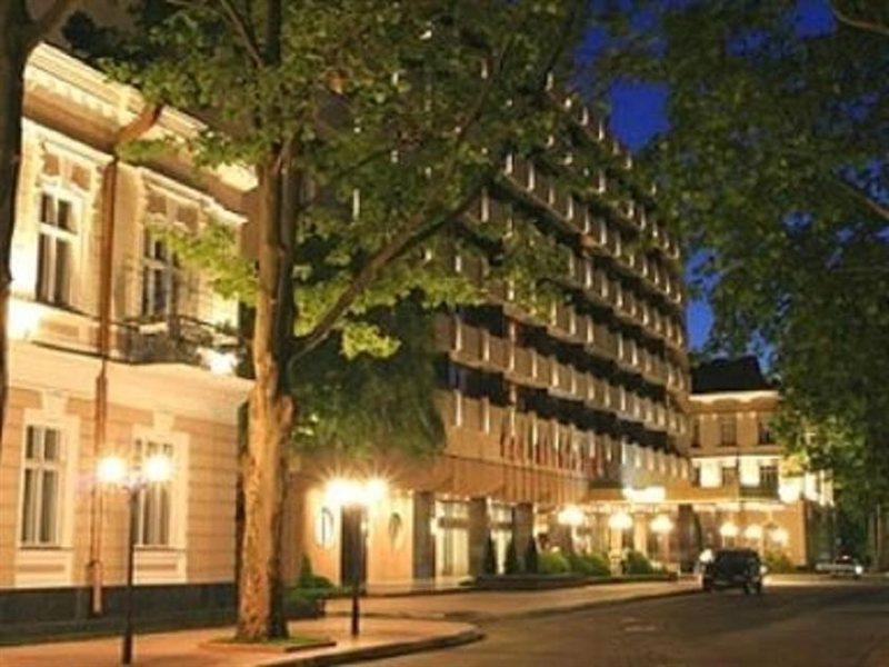 Codru Hotel Кишинев Екстериор снимка