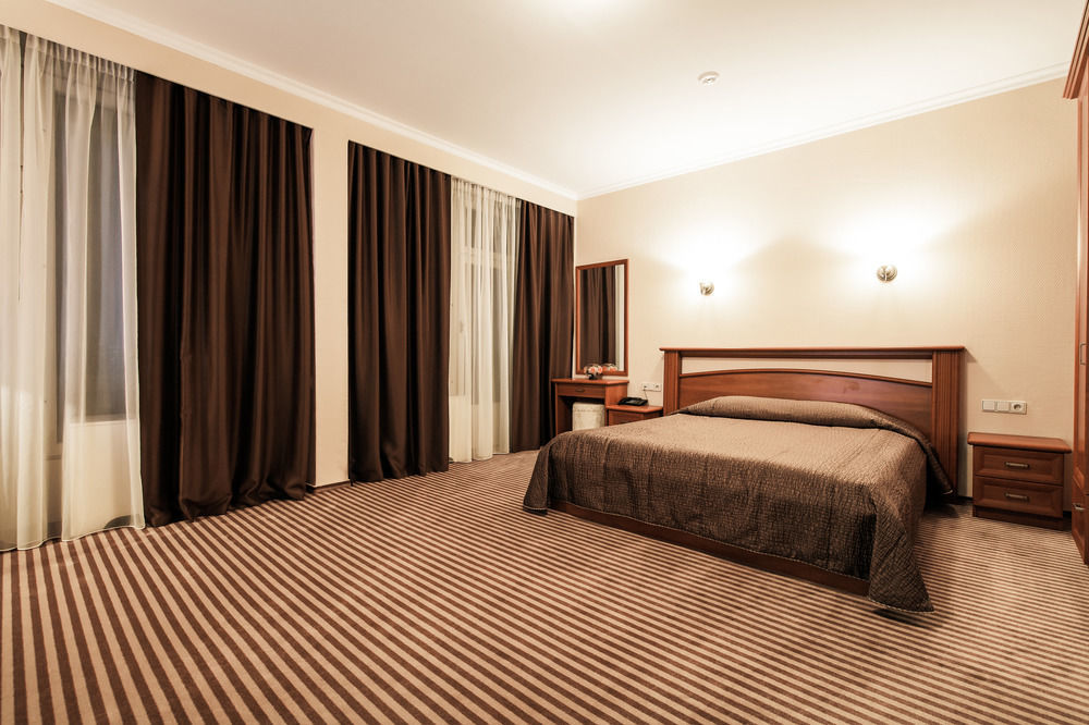 Codru Hotel Кишинев Екстериор снимка