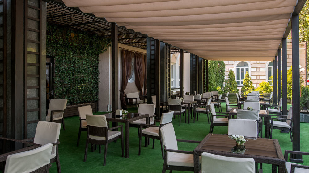 Codru Hotel Кишинев Екстериор снимка